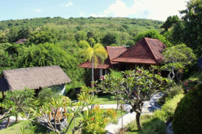 Bamboo Bungalow Jungle View